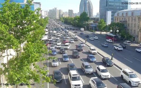 Bakının bir sıra yollarında tıxac yaranıb