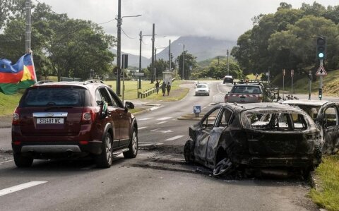 Fransalı nazirin əsassız ittihamı - Yeliseyin sarayının iflasa uğrayan müstəmləkə siyasəti -