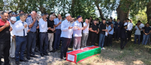 “Azərişıq” Ağdamda yenidənqurma işlərini davam etdirir -