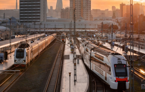 Bakı-Ağstafa-Bakı marşrutu üzrə əlavə qatar reysləri təyin edilib -