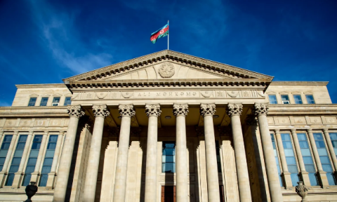 İcra mərhələsində vəfat etmiş tərəflərin varisləri eyni tələb üzrə yeni iddia qaldıra bilməz