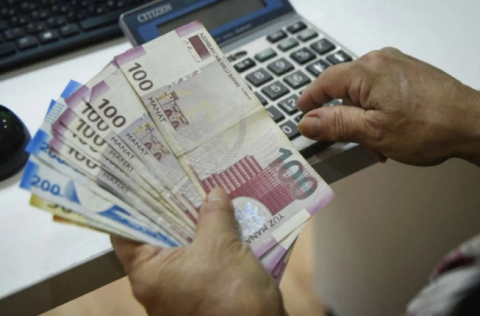 Azərbaycanda malların gömrük dəyəri manatla bəyan ediləcək