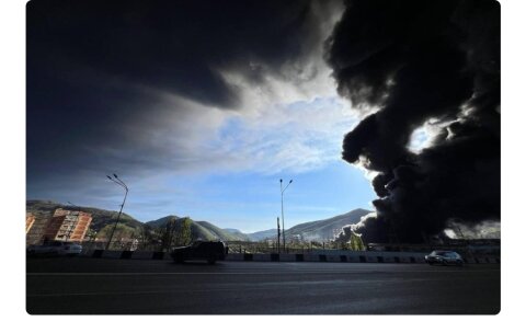 Ukrayna dronları yenidən Tuapsedə neft emalı zavoduna zərbə endirib