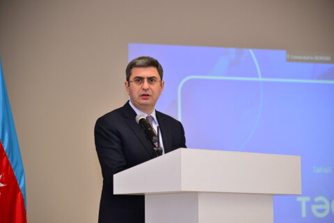 Elşən Salahov “Şəhərsalma və Memarlıq İli”nə belə hazırlaşır -