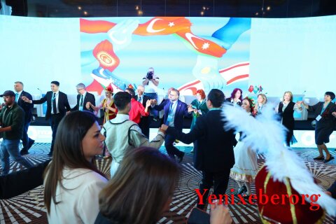 Forum içində forum: QHT Agentliyinin “tədbir iqtisadiyyatı” -