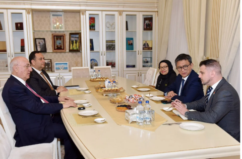 İndoneziya səfiri Sumqayıtda əməkdaşlıq məsələlərini müzakirə edib