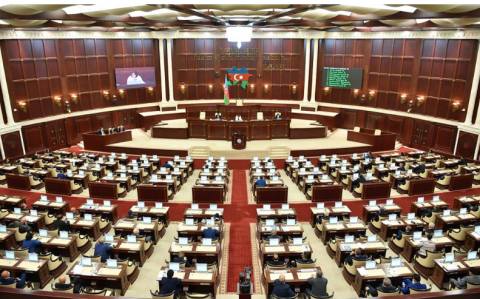 Parlamentin növbəti iclasının tarixi və gündəliyi açıqlanıb
