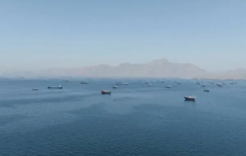 İranın dəniz blokadası davam edir, gəmilər ABŞ tərəfindən dayanma xəbərdarlığı alır